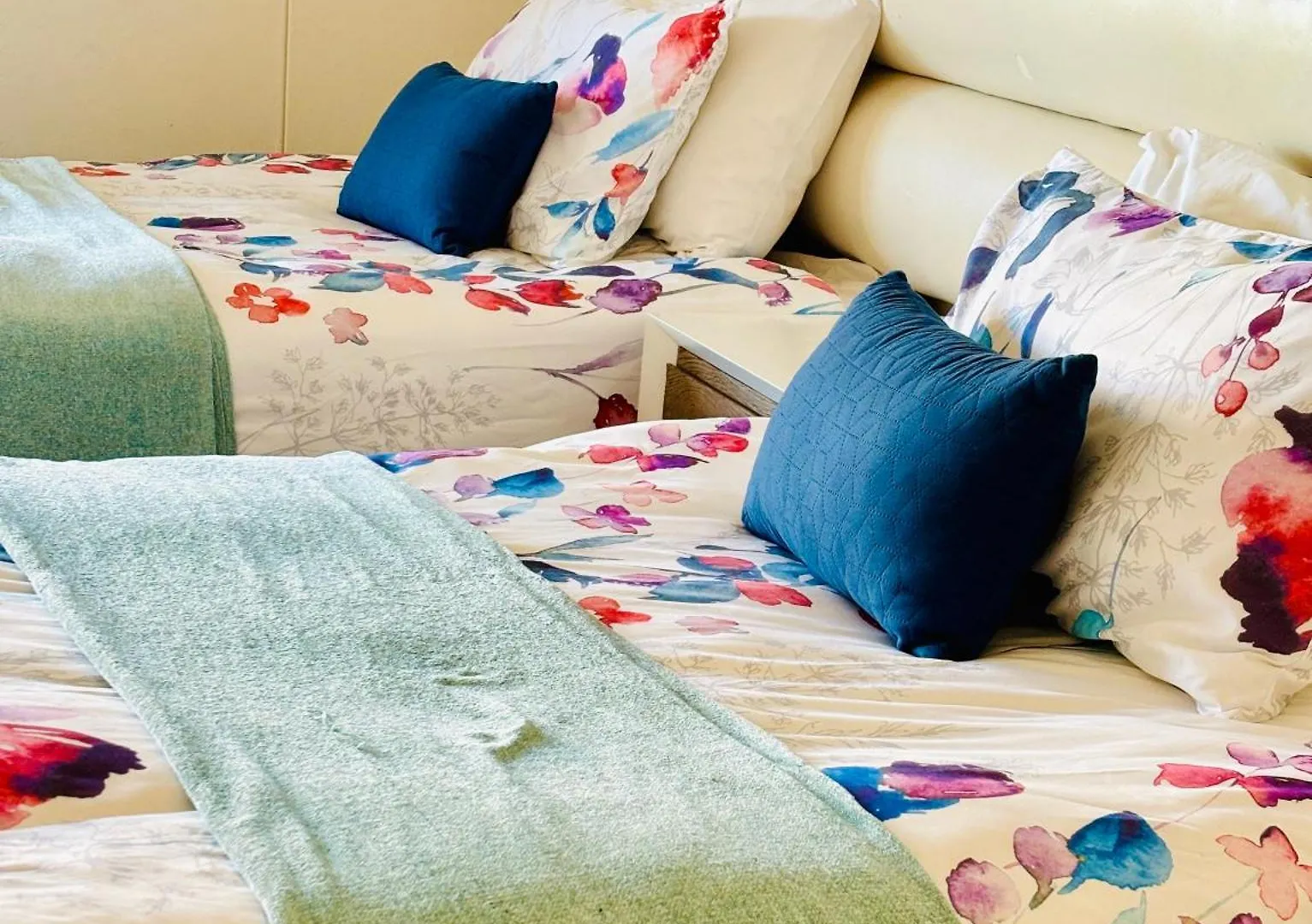 Apartment Zals -Luxury Accommodation Island Club Century City Cape Town
