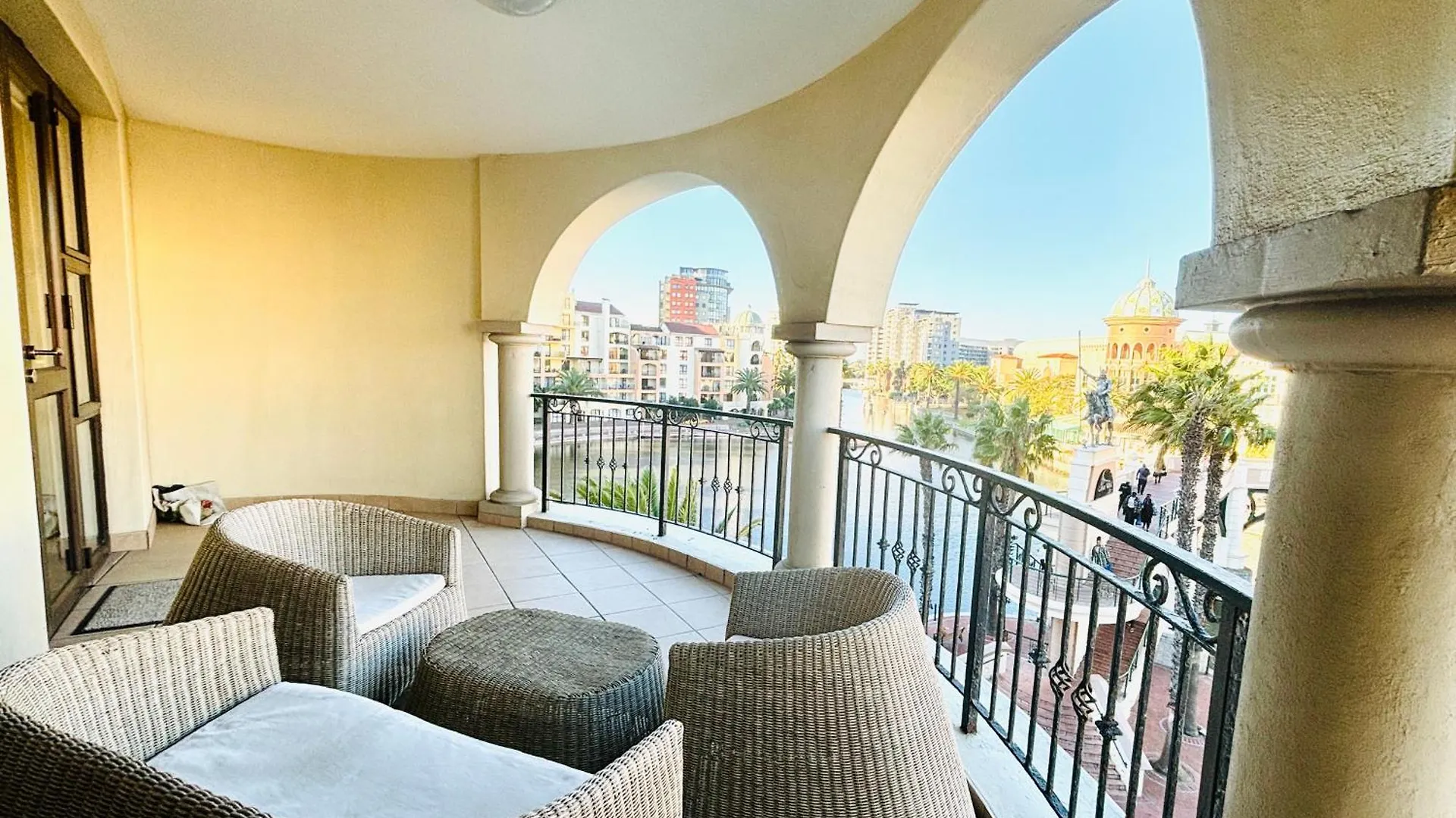 Apartment Zals -Luxury Accommodation Island Club Century City Cape Town
